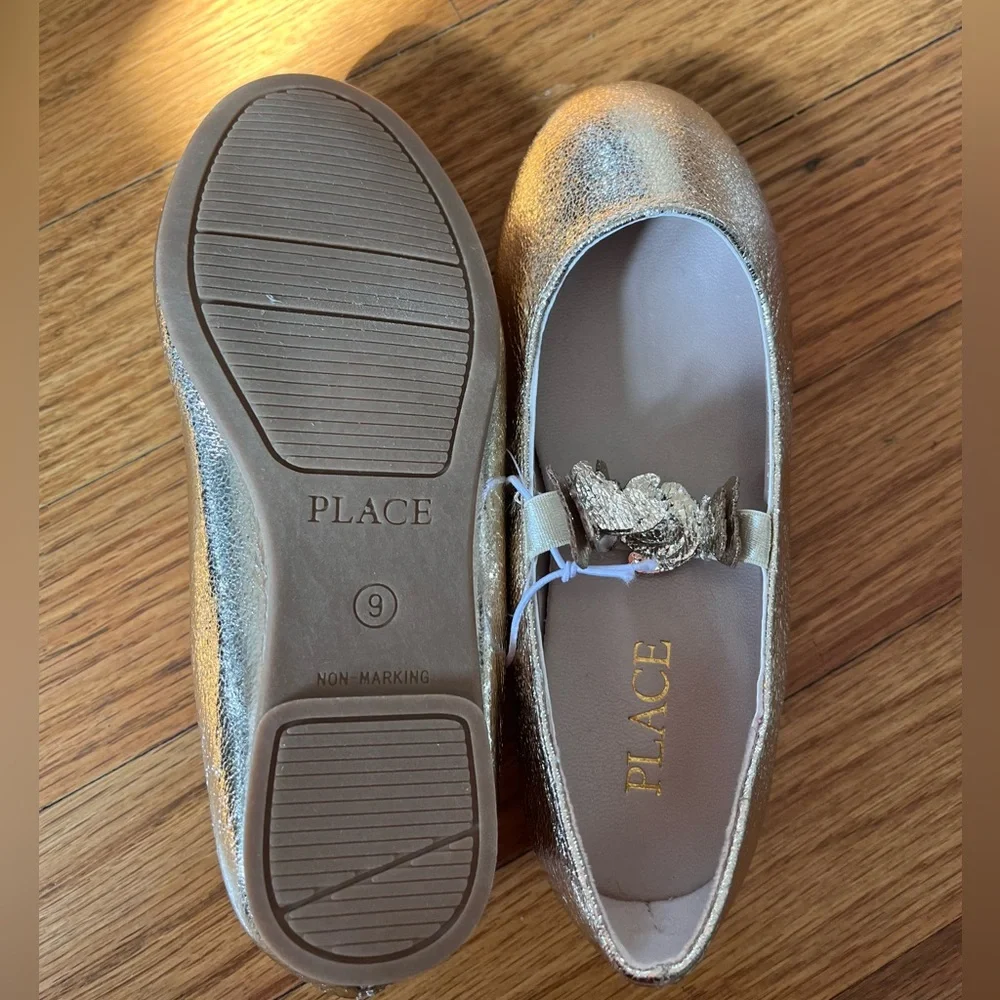 NWT Toddler Girl Gold Shoes